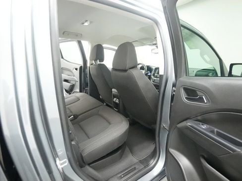 Used 2019 Chevrolet Colorado LT w/ LT Convenience Package AWD/4WD image 23