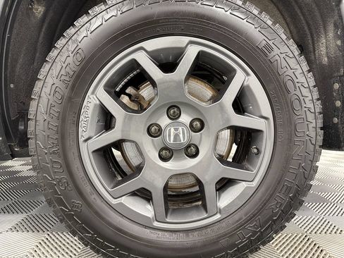Used 2023 Honda Pilot TrailSport image 37