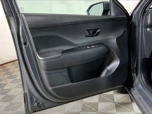 Used 2024 Hyundai Kona SEL image 22