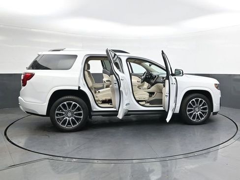 Used 2023 GMC Acadia Denali w/ Denali Ultimate Package image 38