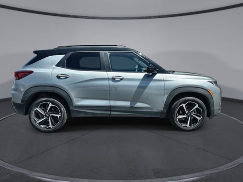 Used 2023 Chevrolet TrailBlazer RS AWD/4WD image 9