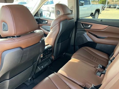 Used 2023 Acura MDX FWD w/ Technology Package image 19