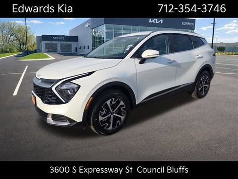 Used 2023 Kia Sportage EX AWD/4WD image 1