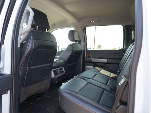Used 2023 Ford F250 Lariat w/ Chrome Package AWD/4WD image 18