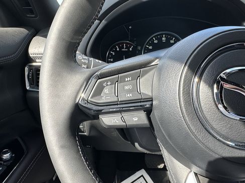 Certified 2025 MAZDA CX-5 Signature image 20