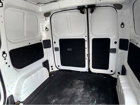Used 2020 Nissan NV200 SV image 18