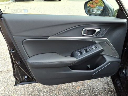 New 2025 Acura Integra image 13