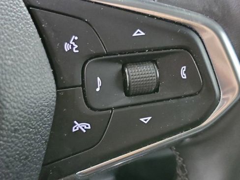 Used 2024 Chevrolet Trax LT w/ Driver Confidence Package image 30