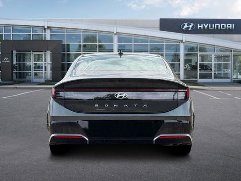 New 2026 Hyundai Sonata SEL FWD image 6