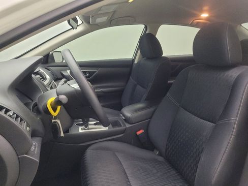 Used 2018 Nissan Altima 2.5 S w/ S Convenience Package image 17