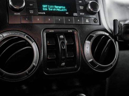 Used 2017 Jeep Wrangler Unlimited Sport w/ Quick Order Package 24S image 21