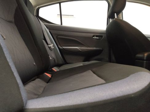 Used 2025 Nissan Versa SV FWD image 19