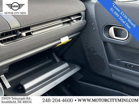 Certified 2025 MINI Cooper 4-Door Hardtop image 34