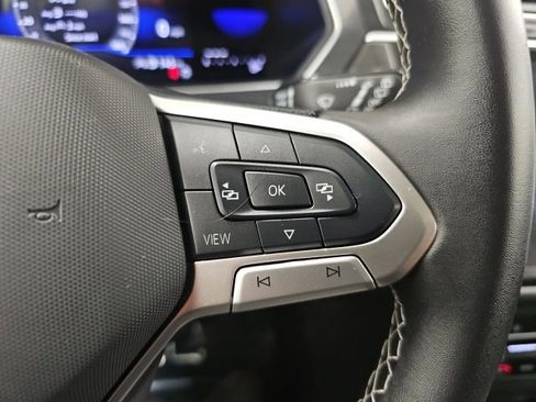 Used 2024 Volkswagen Tiguan SE image 20