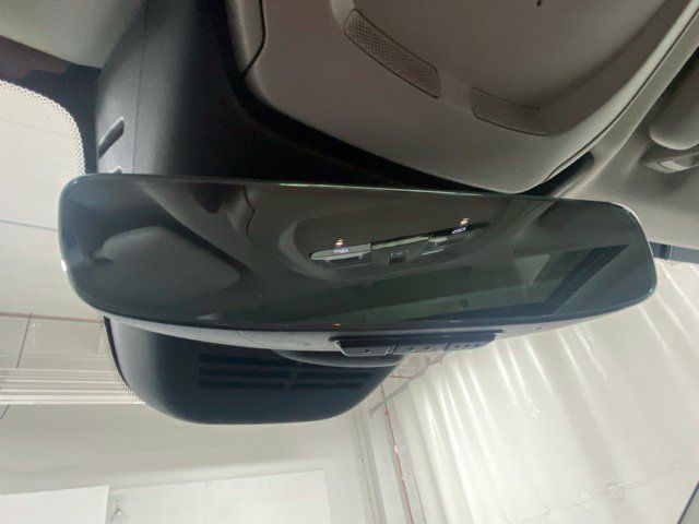 Certified 2023 Volvo XC60 B5 Plus AWD/4WD image 25