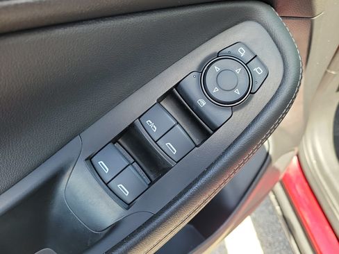 Used 2024 Buick Encore GX Preferred FWD image 11
