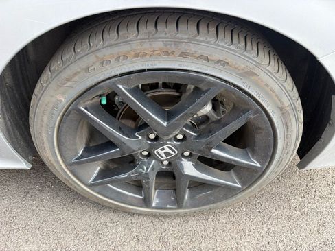 Used 2023 Honda Civic Sport image 13