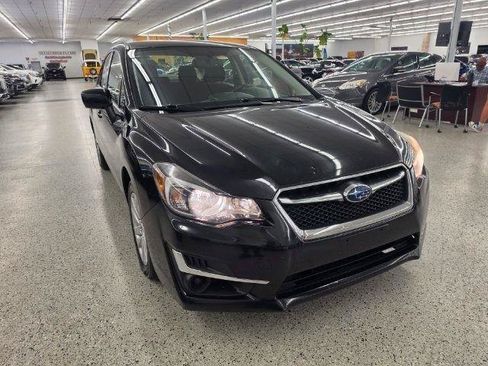 Used 2015 Subaru Impreza 2.0i Premium w/ Popular Package #2 AWD/4WD image 3