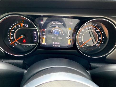 Used 2021 Jeep Gladiator Overland w/ Safety Group AWD/4WD image 20