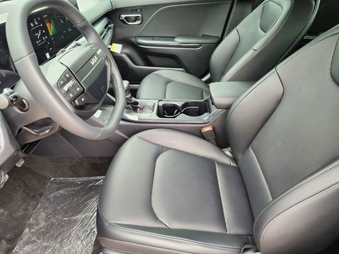 New 2026 Kia K4 EX FWD image 9