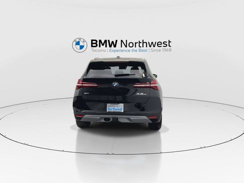 New 2026 BMW X3 xDrive30i w/ Premium Package AWD/4WD image 2
