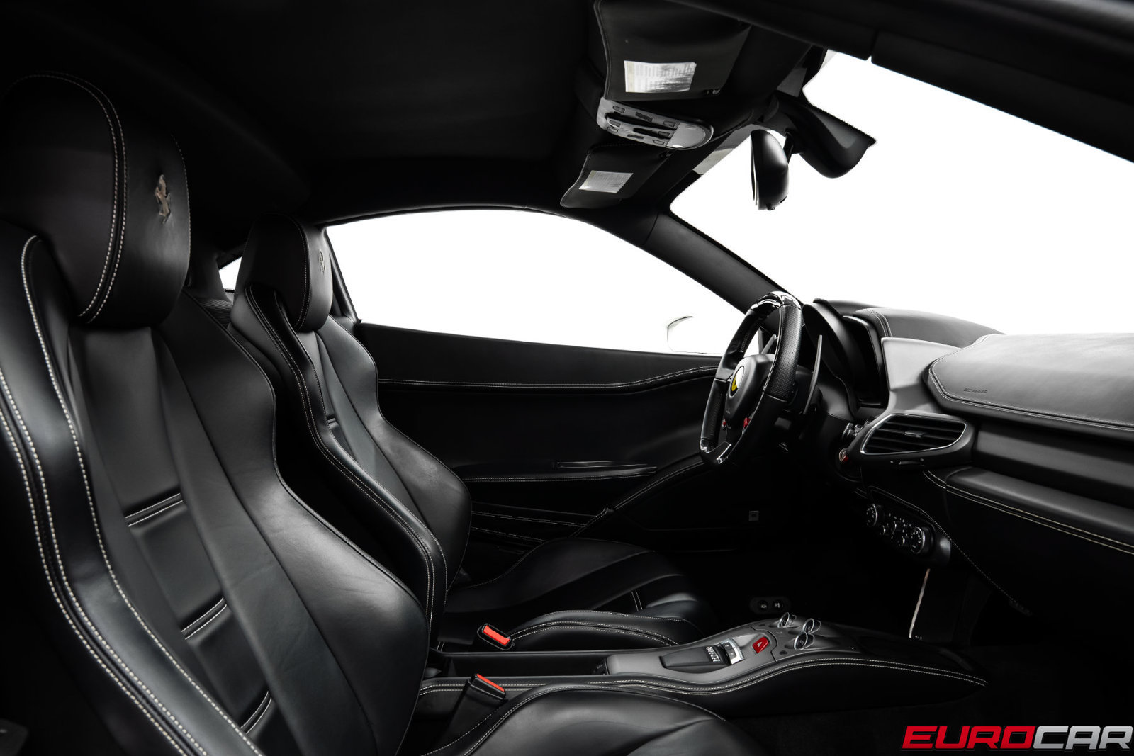 Used 2015 Ferrari 458 Italia Coupe RWD image 39