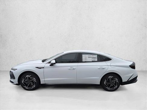 New 2026 Hyundai Sonata SEL FWD image 5