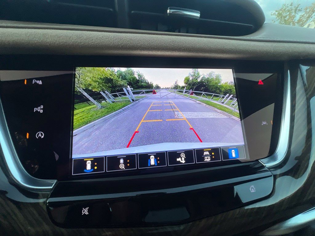 Used 2022 Cadillac XT6 Premium Luxury w/ Platinum Package FWD image 45