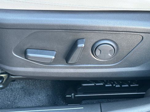 Certified 2024 Hyundai Tucson Limited image 17