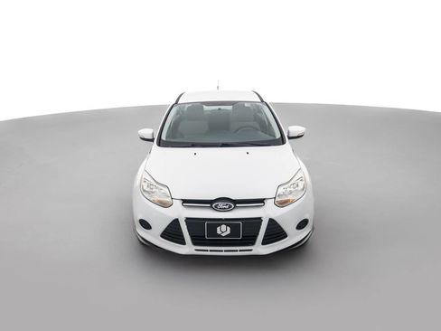 Used 2013 Ford Focus SE FWD image 2