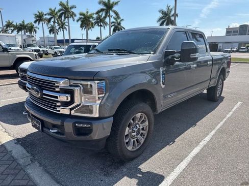 Used 2022 Ford F250 Limited AWD/4WD image 3