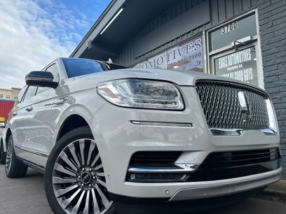 Used 2019 Lincoln Navigator Reserve w/ Cargo Package