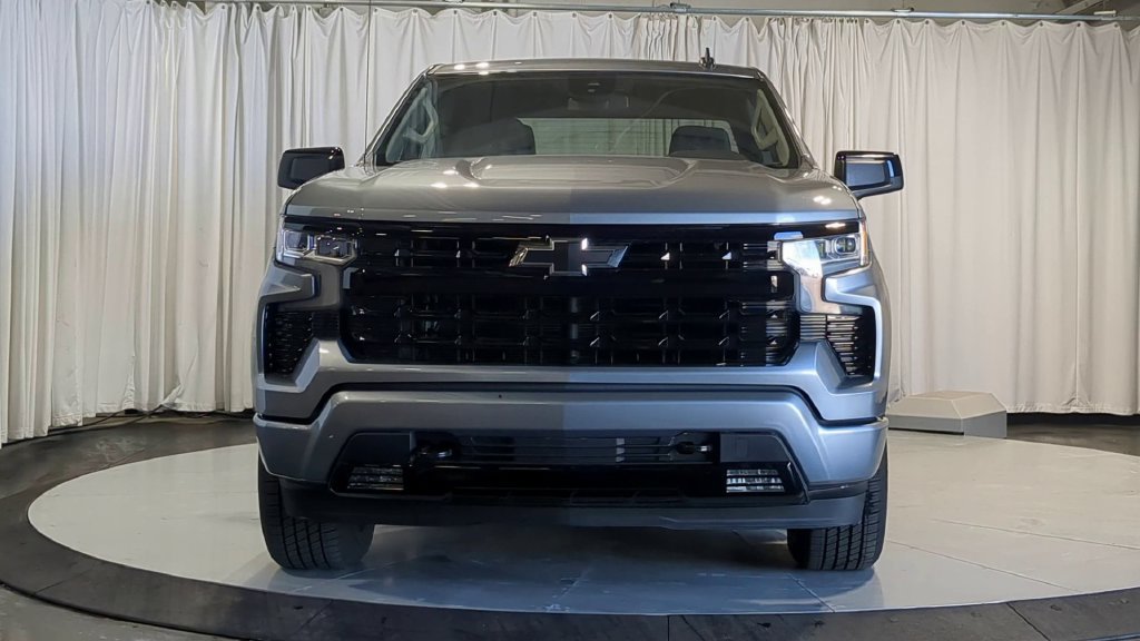 Used 2024 Chevrolet Silverado 1500 RST w/ LPO, Dark Essentials Package AWD/4WD image 4