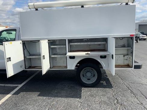 Used 2015 Ford F450 XL w/ Power Equipment Group RWD image 22