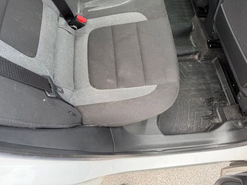 Used 2023 Chevrolet TrailBlazer LS FWD image 19