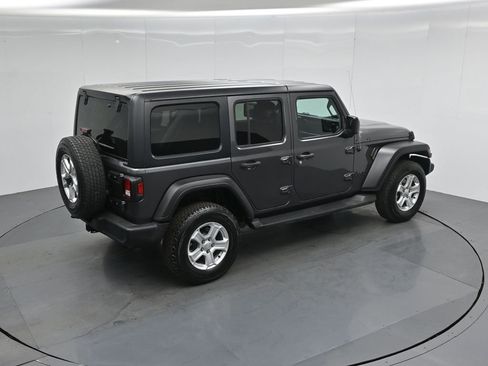 Used 2022 Jeep Wrangler Unlimited Sport image 39