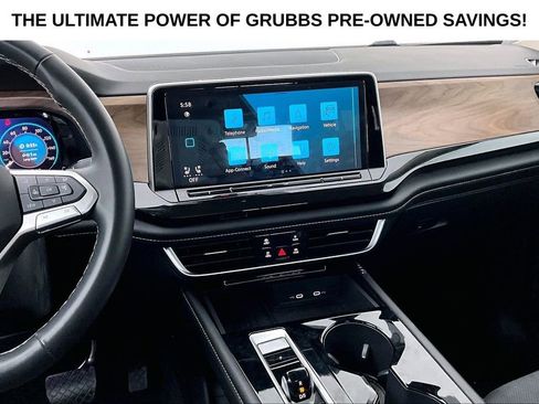 Used 2025 Volkswagen Atlas SE FWD image 8