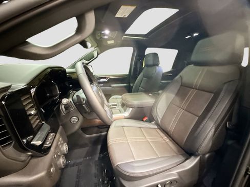 New 2026 Chevrolet Silverado 1500 High Country AWD/4WD image 25