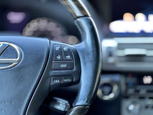 Used 2014 Lexus LS 600h L image 45