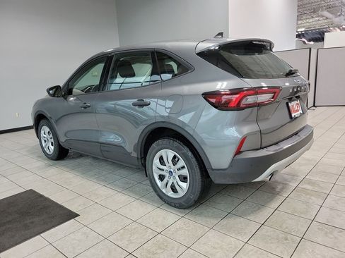 Used 2023 Ford Escape AWD image 14