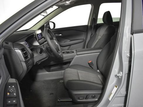 New 2026 Nissan Rogue SV AWD/4WD image 11