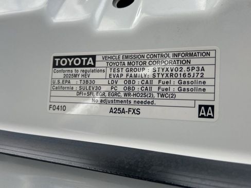 Used 2025 Toyota Camry LE image 35