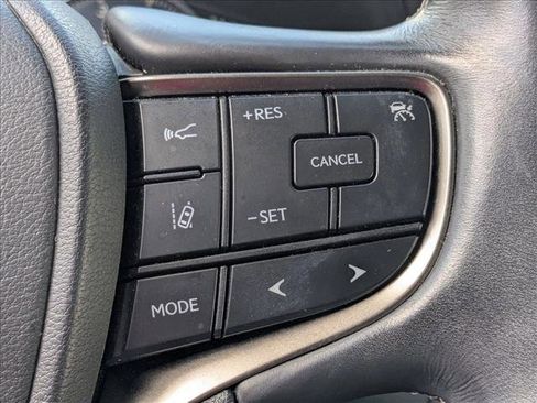 Used 2019 Lexus UX 200 UX 200 w/ Premium Package image 11