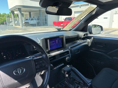 Used 2024 Toyota Tacoma SR RWD image 14