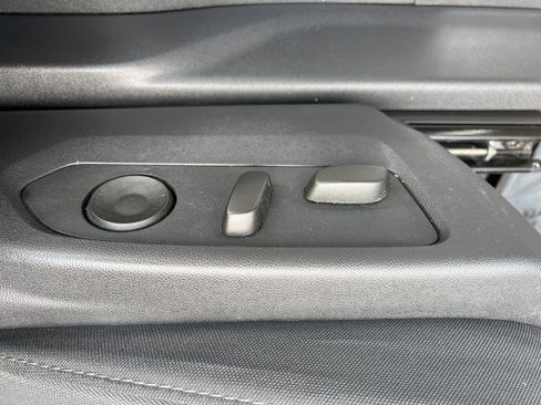 Used 2024 Chevrolet Silverado 1500 RST image 17