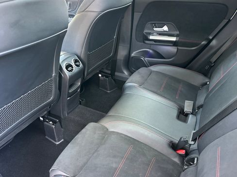 Certified 2022 Mercedes-Benz GLA 250 4MATIC image 26