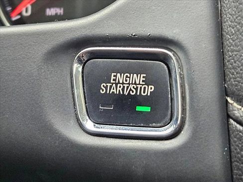 Used 2020 GMC Acadia SLT FWD image 12