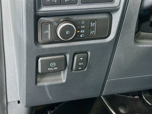 Used 2021 Ford F150 Lariat AWD/4WD image 10