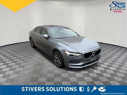 Used 2018 Volvo S90 T5 Momentum w/ Convenience Package