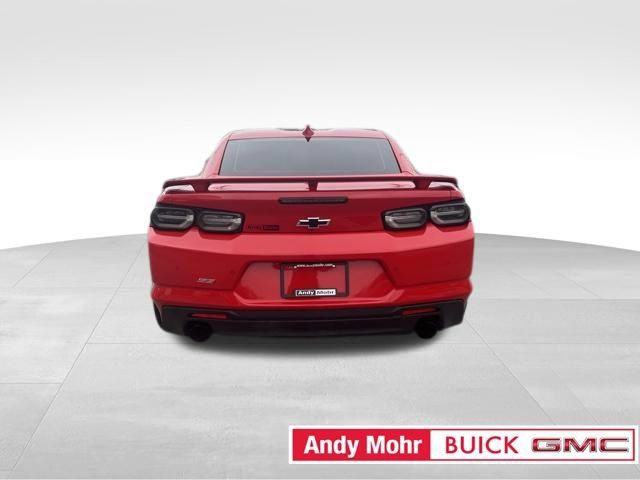 Used 2019 Chevrolet Camaro SS RWD image 13